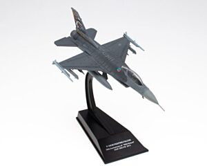 F-16CM FIGHTING FALCON