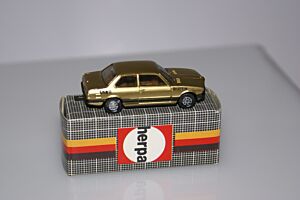BMW 323 i