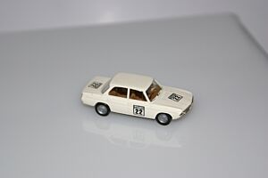 BMW 2000 