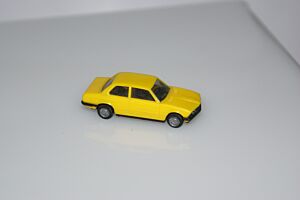 BMW 323 i