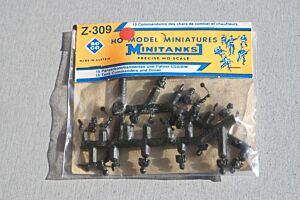 Panzerkommandanten und Fahrer