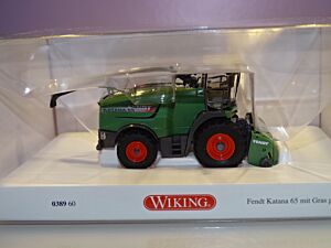 Fendt Katana 65 mit Gras pick-up