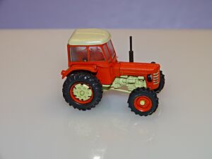 Zetor 3045 mit Kabine