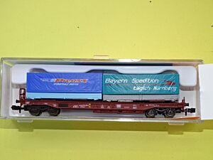 DB Taschenwagen Sdgkkmss beladen mit zwei Wechselpritschen "Preuss, Bayern Spedition"