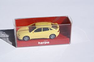 Mazda 323 F