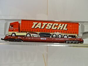 HUPAC-Niederflurwagen für LKW-Transporte, ÖKOMBI, mit Lkw (´Tatschl´)