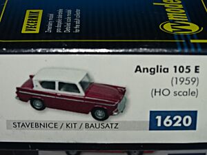 Ford Anglia  105 E