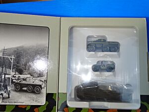 Amerikanischer Grenzposten - Jeep - Panzer