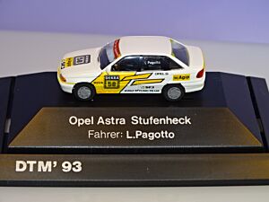 Opel Astra Stufenheck