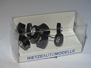 Mercedes Benz Reifensatz mit Felgen